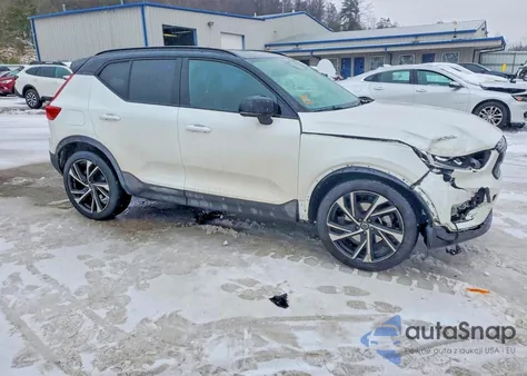 2021 Volvo Xc40 T5 R-Design из США, поврежденный, VIN YV4162UM9M2466271